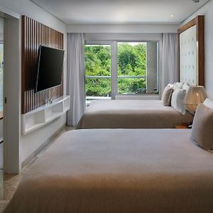 Suite con Vistas a la Piscina